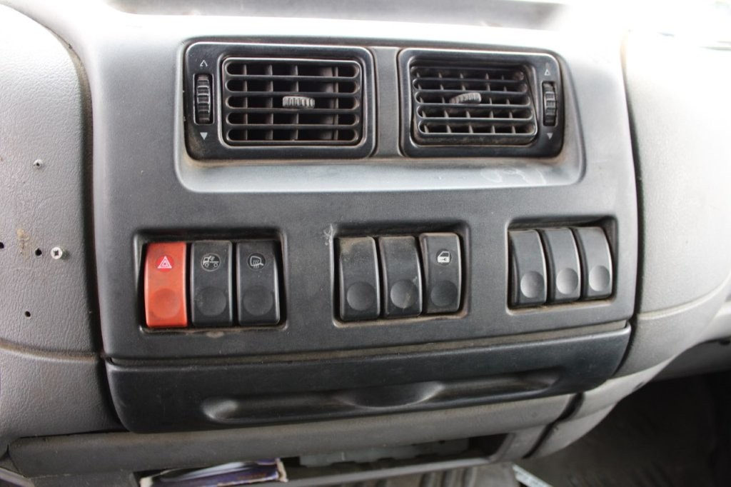 DAF FA LF45.180, SLEEPING BODY, CUMMINS ENGINE