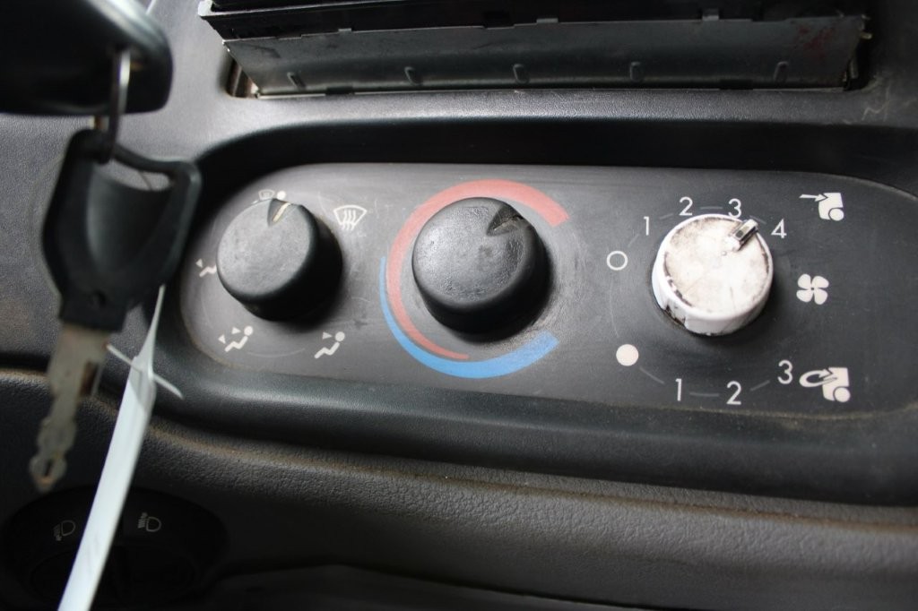 DAF FA LF45.180, SLEEPING BODY, CUMMINS ENGINE