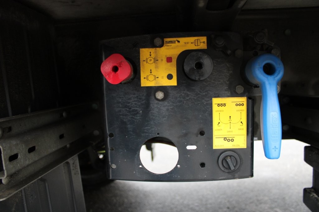 Schmitz Cargobull SCB*S3T VARIOS, 2x ZVEDACÍ NÁPRAVA