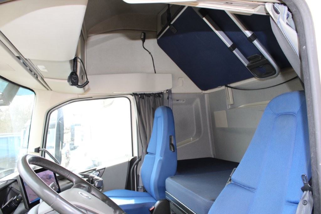 VOLVO FH 500 CAMERA