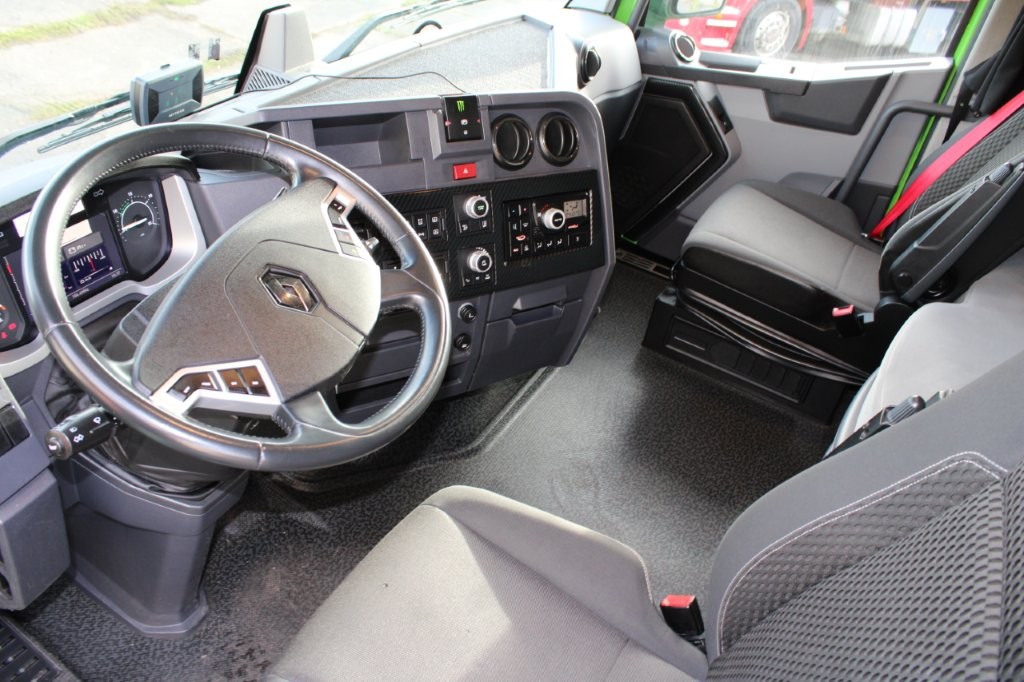 RENAULT T 440, NEZÁVISLÁ KLIMATIZACE