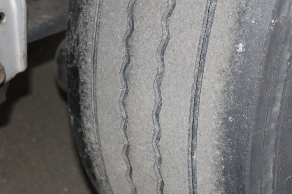 Schmitz Cargobull SCS 24/L - 13.62EB, ZVEDACÍ NÁPRAVA