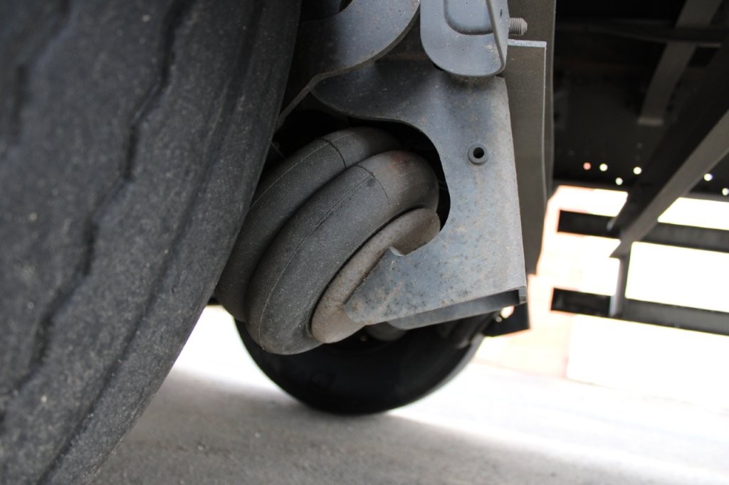 Schmitz Cargobull SCS 24/L - 13.62EB, ZVEDACÍ NÁPRAVA